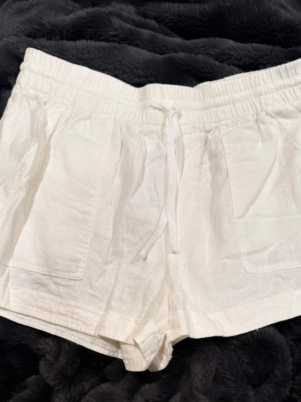 Forever 21 White Elastic Drawstring Linen-Style Shorts